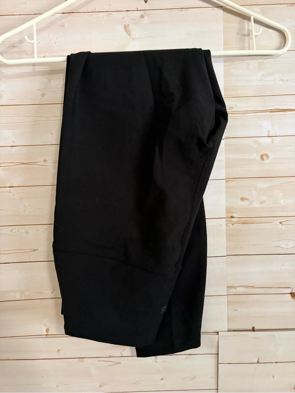 Peloton Black Women's Cadence Performance Capri Leggings